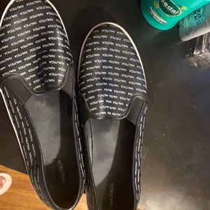 Náutica women’s shoes very comfortable worn 3 times
